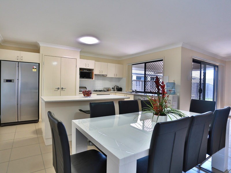 23 Toby Close, Kallangur QLD 4503