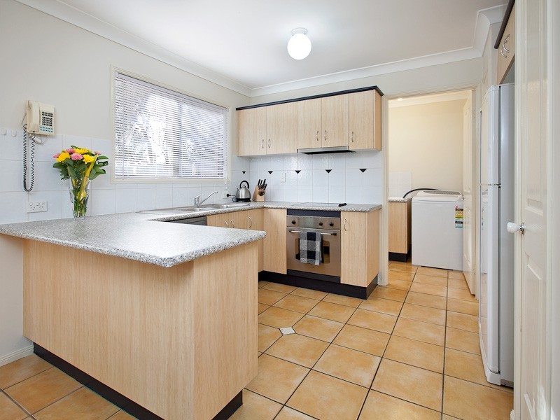 2/960 Hamilton Road, Mcdowall QLD 4053