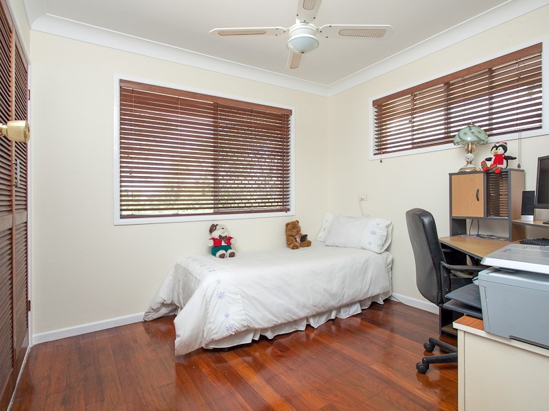 38 Peter Street, Strathpine QLD 4500