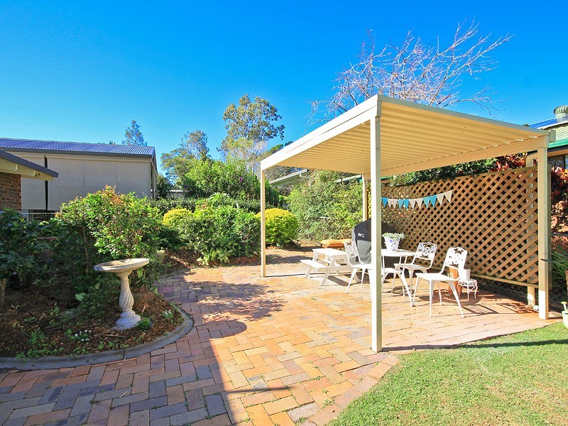 27 Crofty Street, Albany Creek QLD 4035