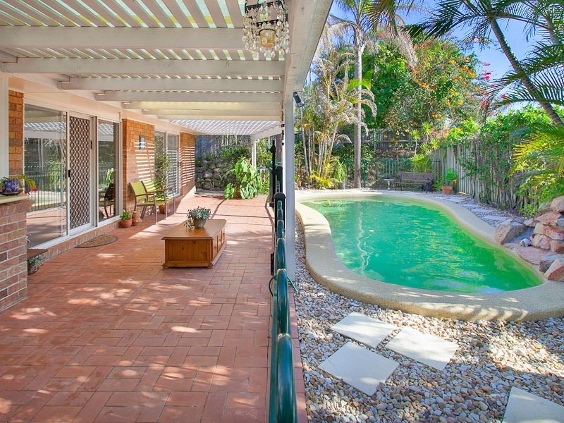 16 Eucalyptus Place, Albany Creek QLD 4035