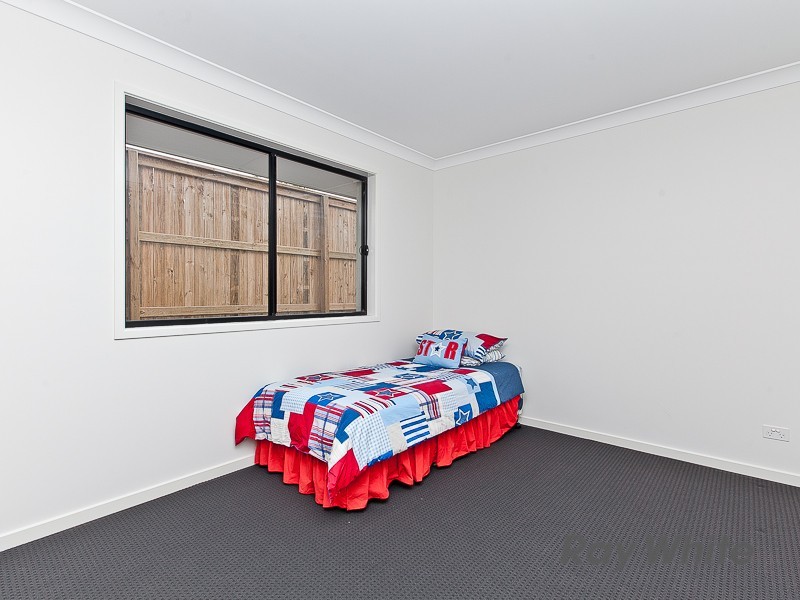 4 Honour Place, Bridgeman Downs QLD 4035