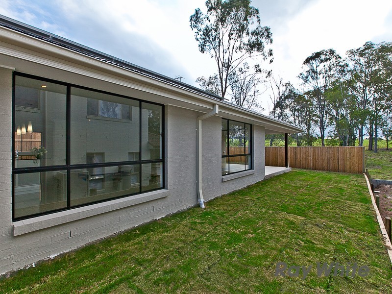 4 Honour Place, Bridgeman Downs QLD 4035