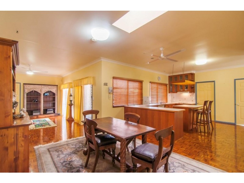 704 Trouts Road, Aspley QLD 4034