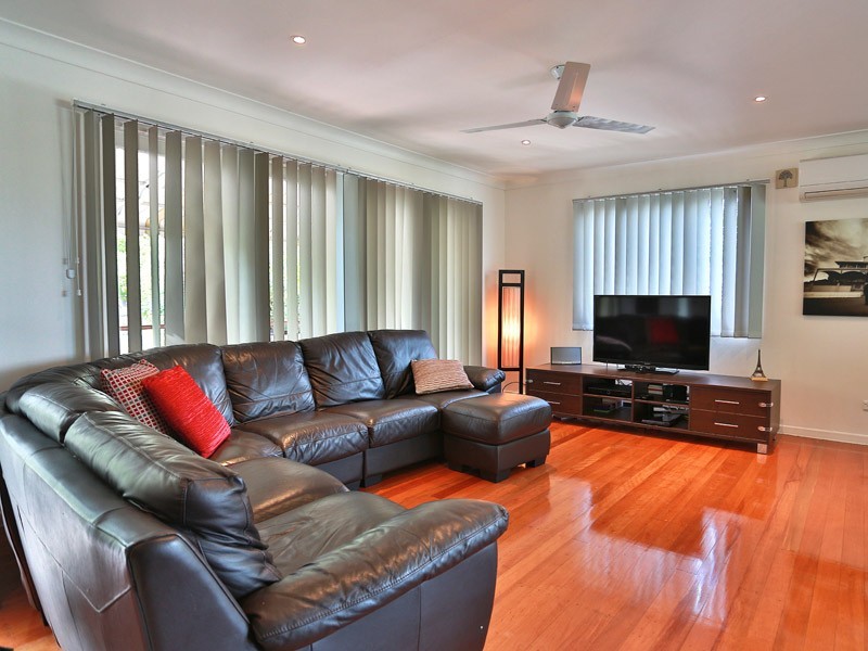 207 Patricks Road, Ferny Hills QLD 4055