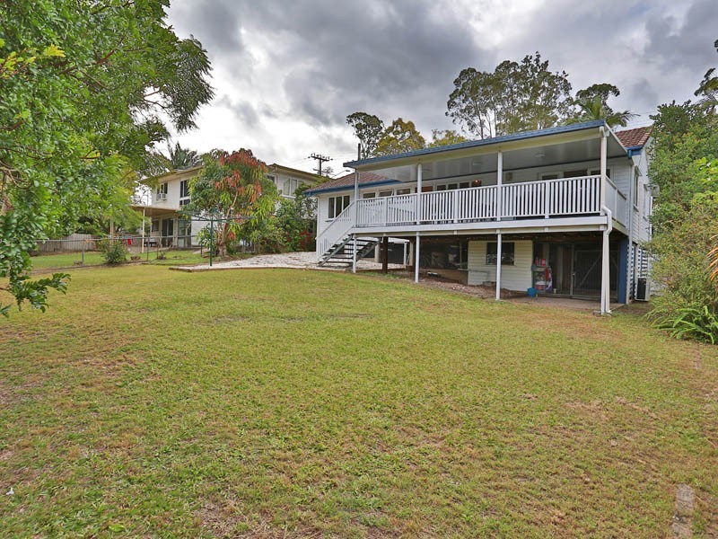 207 Patricks Road, Ferny Hills QLD 4055