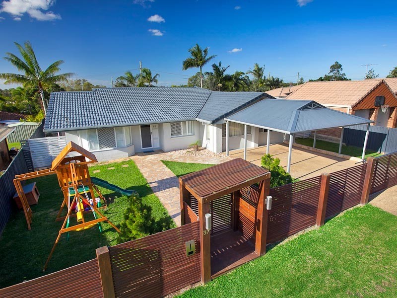 37 Chowchilla Street, Albany Creek QLD 4035