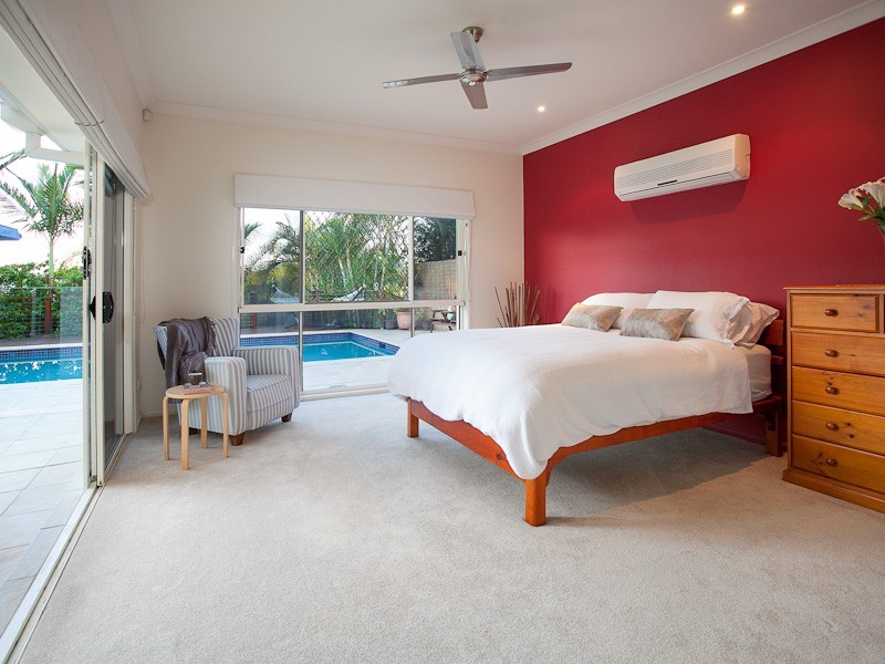 15 Meranti Crescent, Albany Creek QLD 4035
