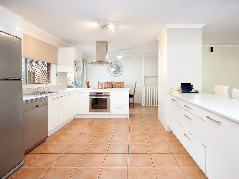 9 Atkinson Court, Albany Creek QLD 4035