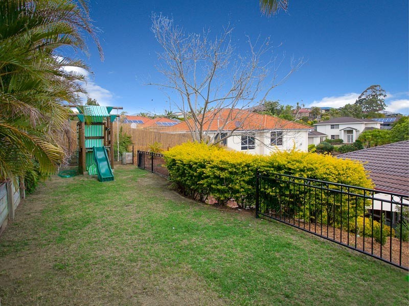 9 Atkinson Court, Albany Creek QLD 4035