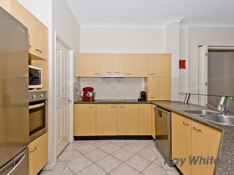 1 Coolamon Court, Eatons Hill QLD 4037