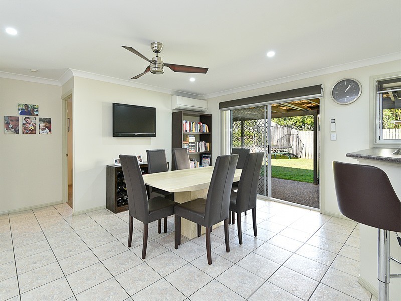 19 Chisholm Court, Albany Creek QLD 4035