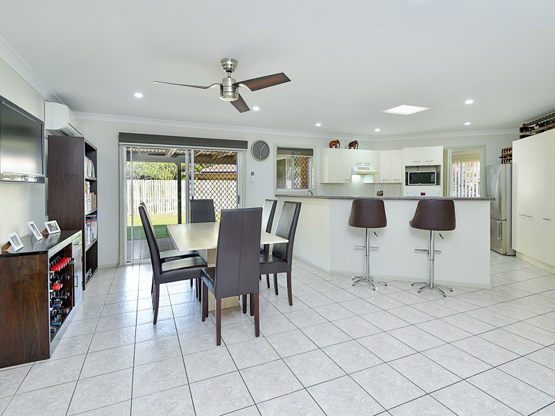 19 Chisholm Court, Albany Creek QLD 4035