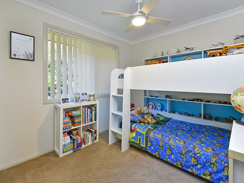 19 Chisholm Court, Albany Creek QLD 4035