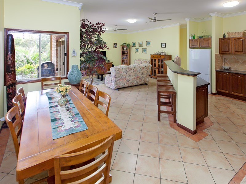 23 Silkyoak Way, Albany Creek QLD 4035