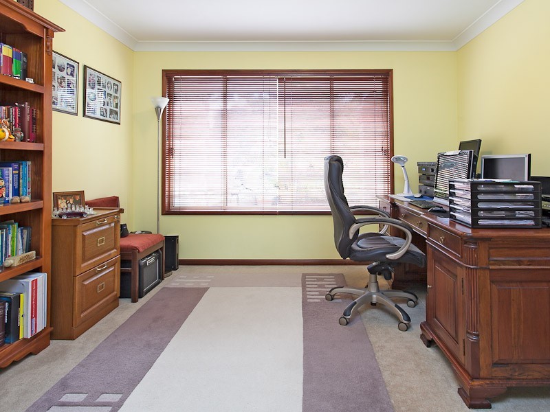 23 Silkyoak Way, Albany Creek QLD 4035