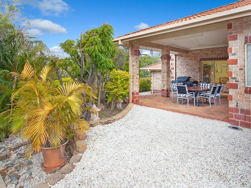 23 Silkyoak Way, Albany Creek QLD 4035