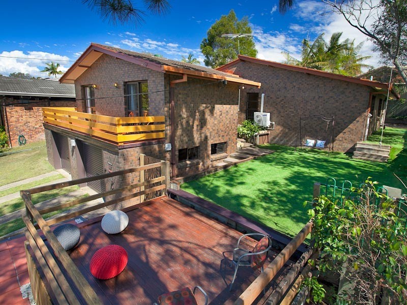 49 Folkstone Avenue, Albany Creek QLD 4035