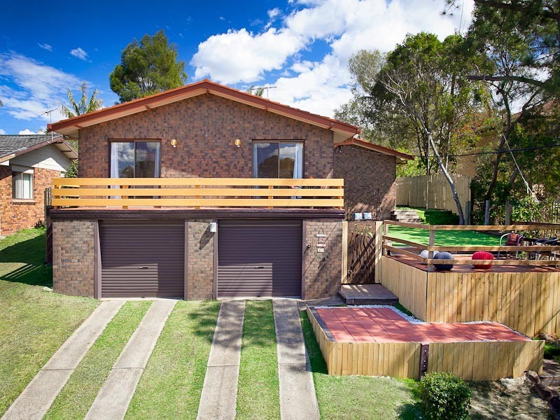 49 Folkstone Avenue, Albany Creek QLD 4035