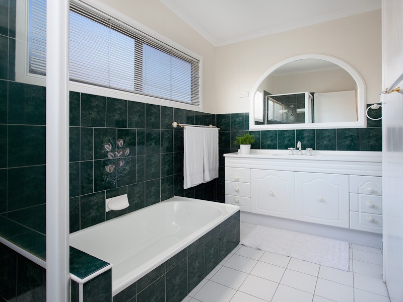 81 Narellan Street, Arana Hills QLD 4054