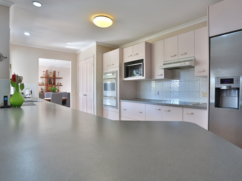 61 Balcara Avenue, Carseldine QLD 4034