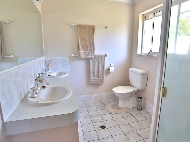 61 Balcara Avenue, Carseldine QLD 4034