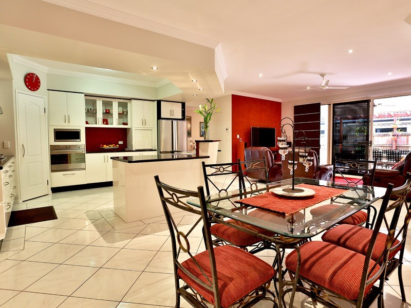 31 Whittome Esplanade, Murrumba Downs QLD 4503