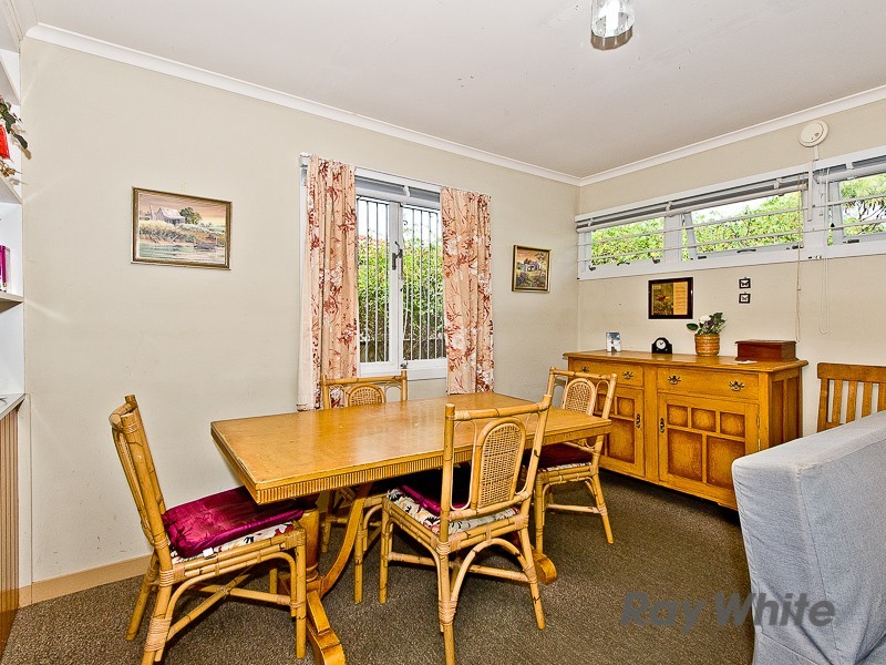 4 Michel Road, Scarborough QLD 4020