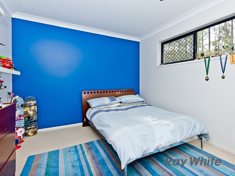 5 Quandong Crescent, Arana Hills QLD 4054