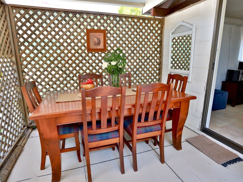 9 Wendy Crescent, Clontarf QLD 4019