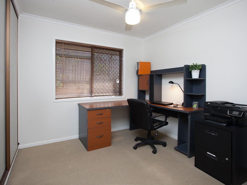 16 Doonside Parade, Brendale QLD 4500