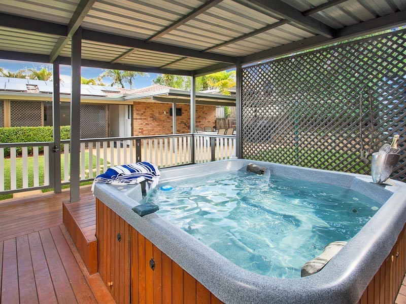 16 Doonside Parade, Brendale QLD 4500