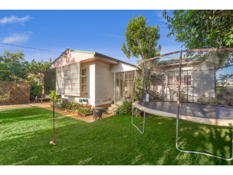 23 Enoch Street, Clontarf QLD 4019