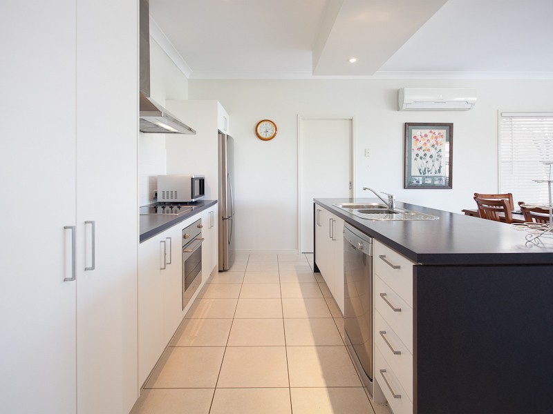 16 Foambark Street, North Lakes QLD 4509