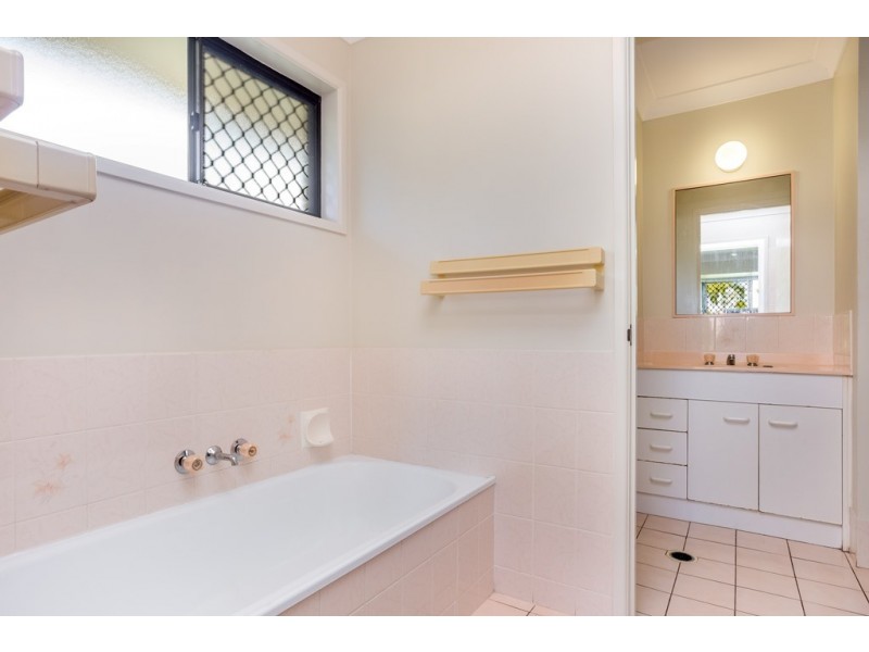 4 Mooralla Street, Bald Hills QLD 4036