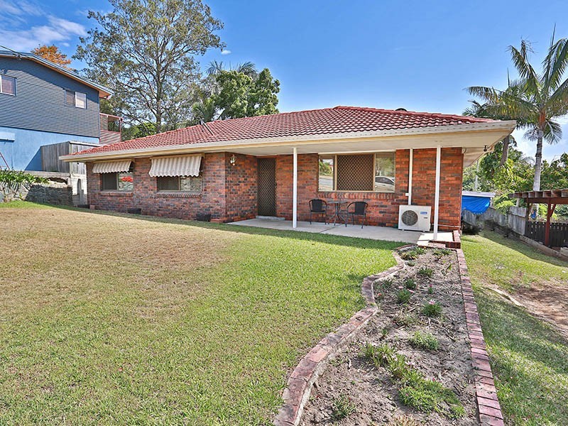 12 Belrose Ave, Petrie QLD 4502