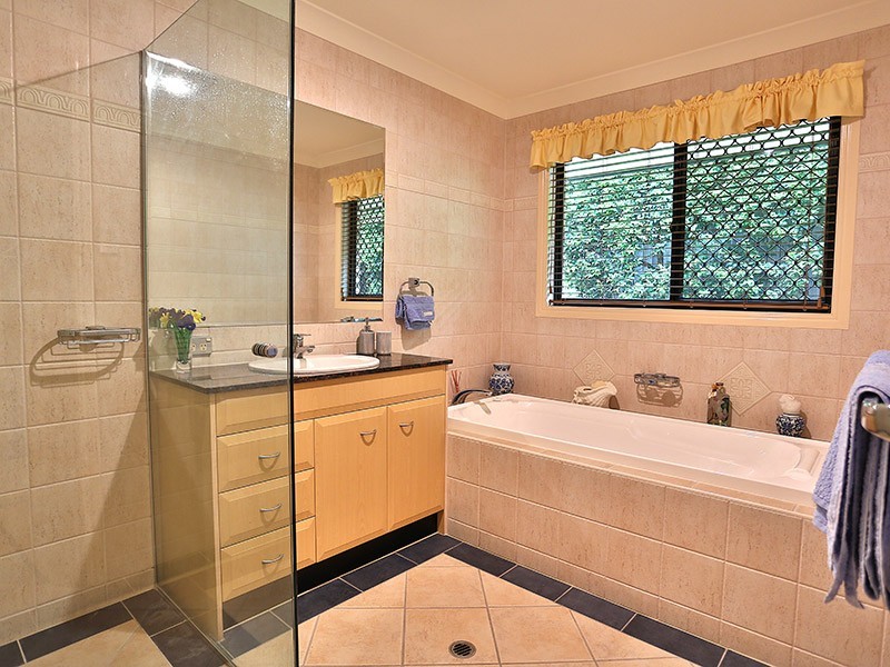 55 Casuarina Street, Bridgeman Downs QLD 4035