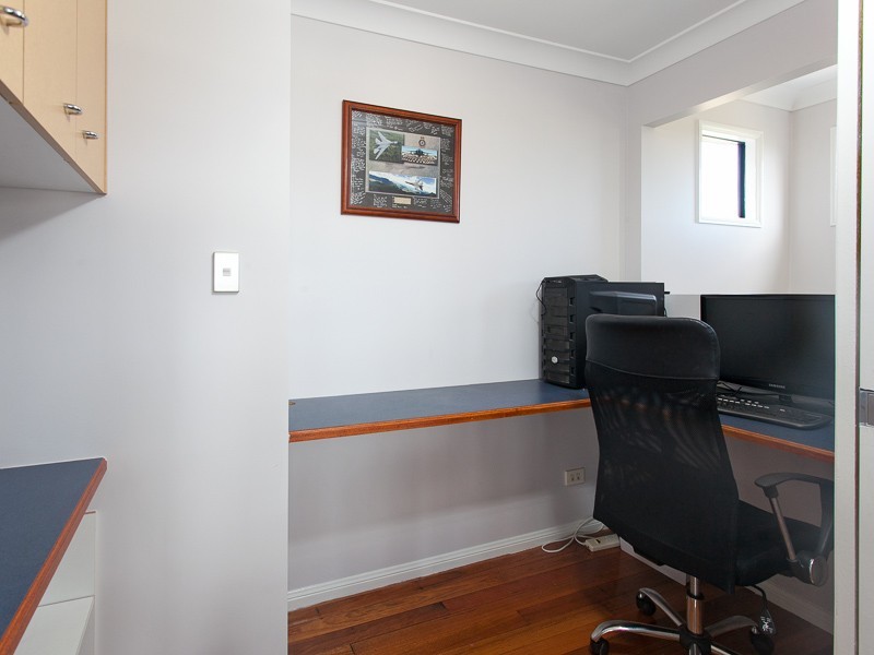 5 Monica Court, Eatons Hill QLD 4037