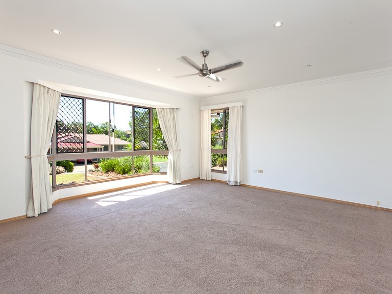 4 Pine Bark Court, Albany Creek QLD 4035