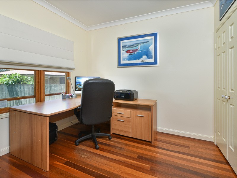 16 Zorina Court, Eatons Hill QLD 4037