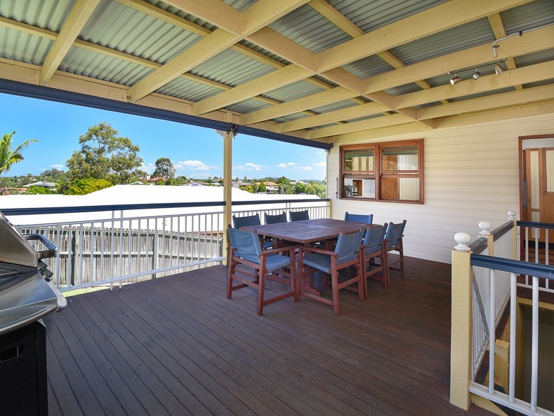 16 Zorina Court, Eatons Hill QLD 4037