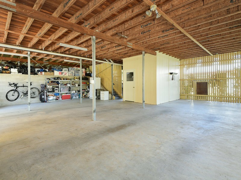 16 Zorina Court, Eatons Hill QLD 4037