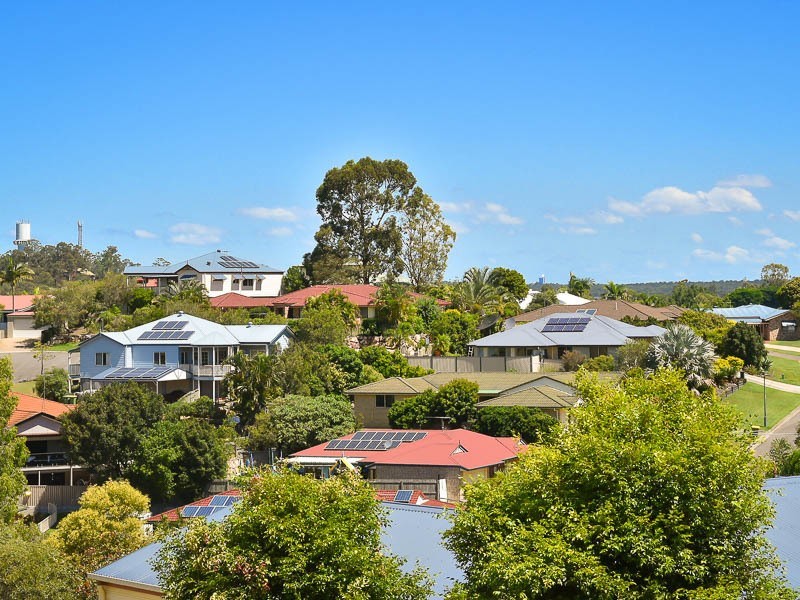 16 Zorina Court, Eatons Hill QLD 4037