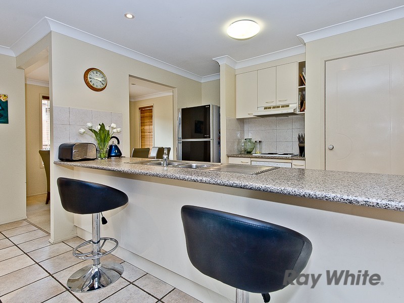 13 Glenlyon Court, Albany Creek QLD 4035