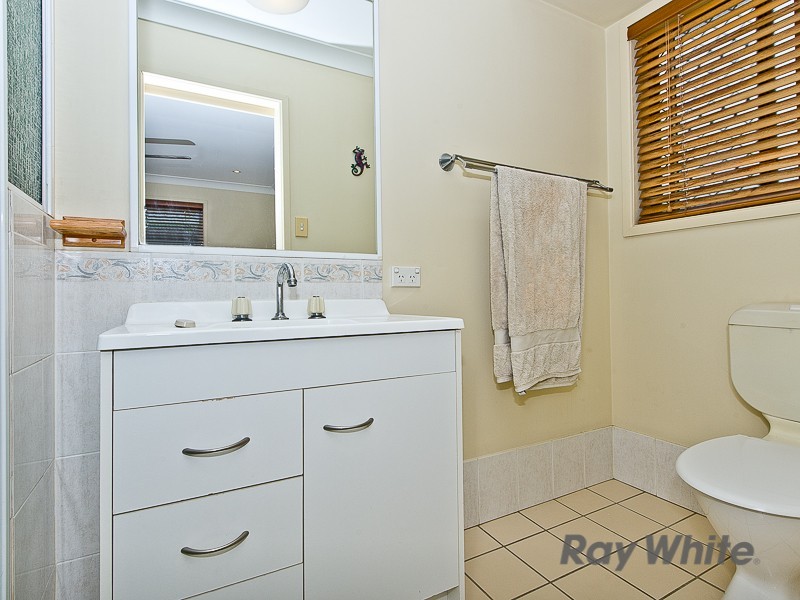 13 Glenlyon Court, Albany Creek QLD 4035