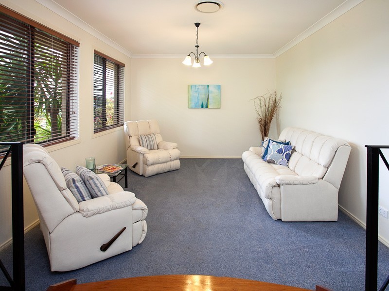 3 Laceflower Crescent, Eatons Hill QLD 4037
