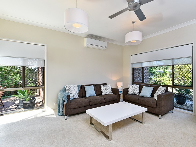 64 Collins Road, Everton Hills QLD 4053