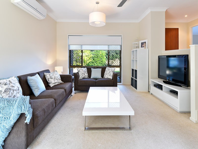 64 Collins Road, Everton Hills QLD 4053