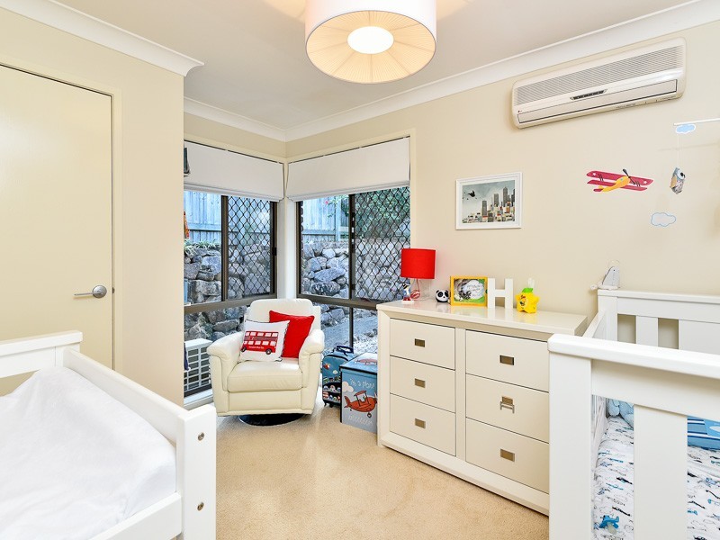 64 Collins Road, Everton Hills QLD 4053