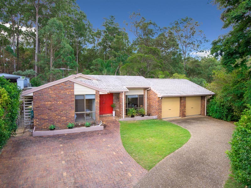 64 Collins Road, Everton Hills QLD 4053